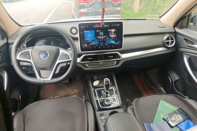 Used BYD Song New Energy 2019 Song EV500 Smart Connect Luxe Model Center Console