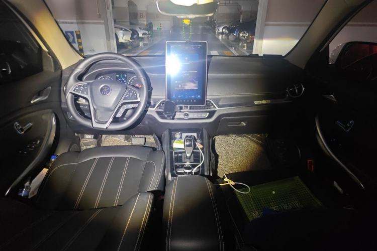 Used BYD Song New Energy 2019 Song DM 1.5TID Smart Connect Dynamic Model Center Console