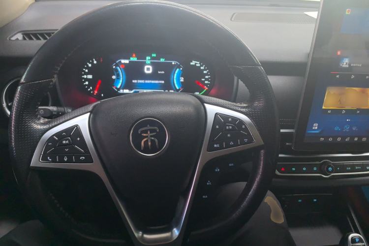 Used BYD Song New Energy 2019 Song DM 1.5TID Smart Connect Sharp Edition Center Console