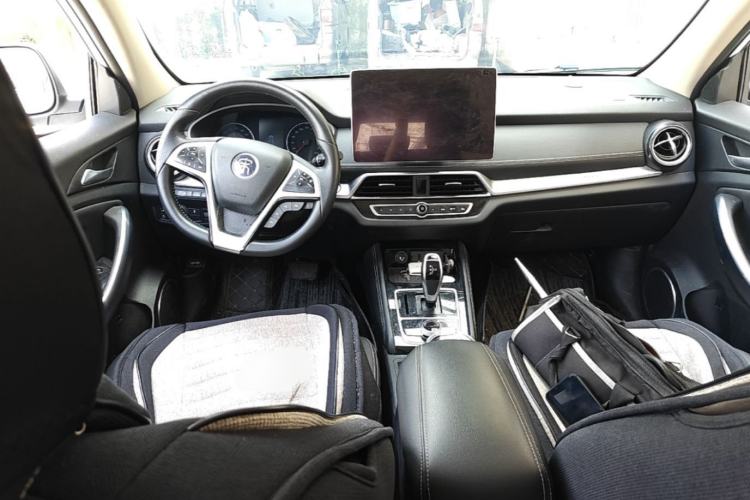 Used BYD Song New Energy 2019 Song DM 1.5TID Smart Connect Dynamic Model Center Console