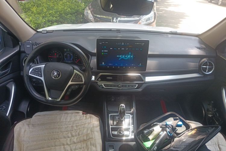 Used BYD Song New Energy 2019 Song DM 1.5TID Smart Connect Dynamic Model Center Console