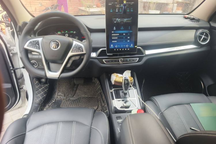 Used BYD Song New Energy 2019 Song EV500 Smart Connect Luxe Model Center Console
