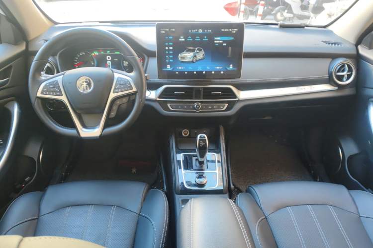Used BYD Song New Energy 2019 Song EV500 Smart Connect Luxe Model Center Console