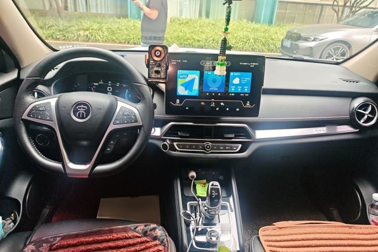 Used BYD Song New Energy 2019 Song DM 1.5TID Smart Connect Premium Model Center Console