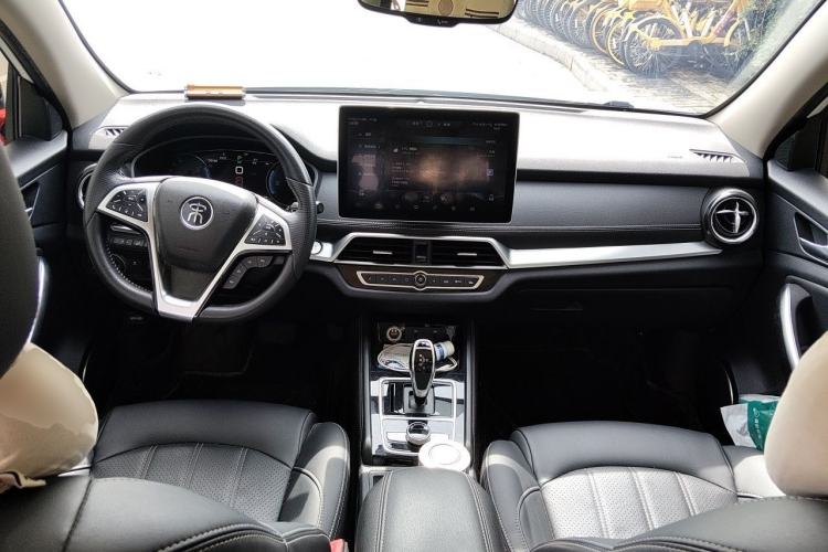 Used BYD Song New Energy 2019 Song DM 1.5TID Smart Connect Premium Model Center Console