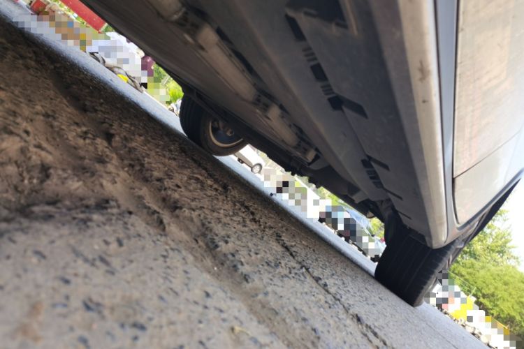 Used BYD Song New Energy 2019 Song DM 1.5TID Smart Connect Sharp Edition Chassis Front Left
