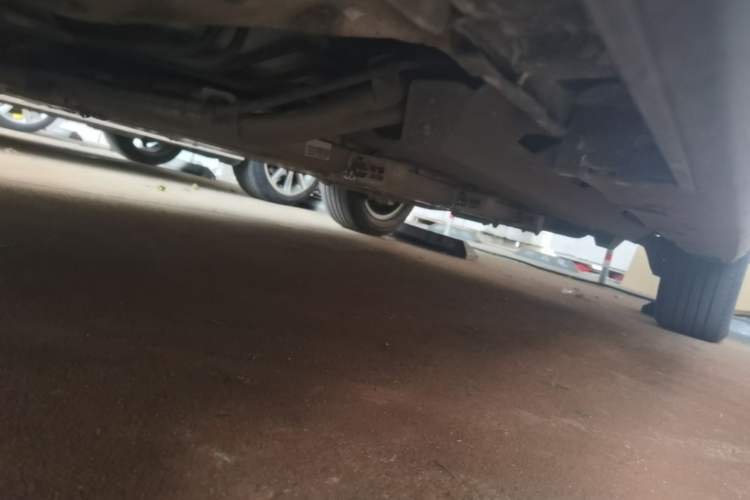 Used BYD Song New Energy 2019 Song DM 1.5TID Smart Connect Dynamic Model Chassis Front Left