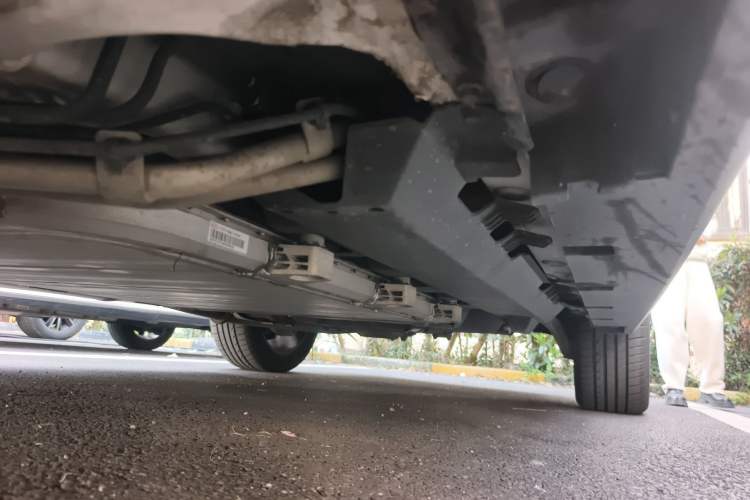 Used BYD Song New Energy 2019 Song DM 1.5TID Smart Connect Sharp Edition Chassis Front Left