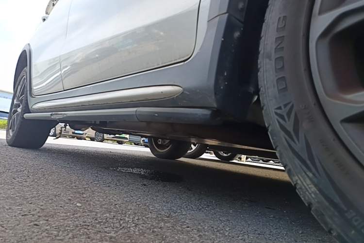 Used BYD Song New Energy 2019 Song DM 1.5TID Smart Connect Premium Model Chassis Front Right
