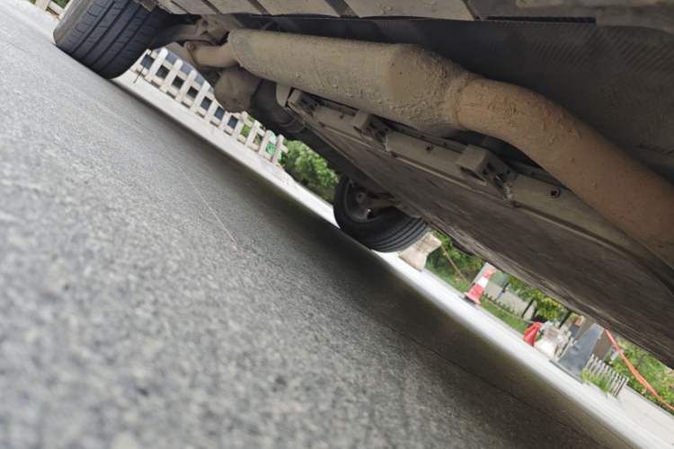 Used BYD Song New Energy 2019 Song DM 1.5TID Smart Connect Sharp Edition Chassis Front Right