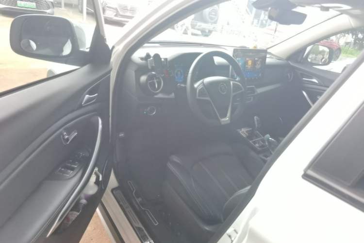 Used BYD Song New Energy 2019 Song DM 1.5TID Smart Connect Dynamic Model Driver Seat