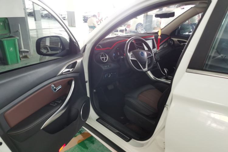 Used BYD Song New Energy 2019 Song DM 1.5TID Smart Connect Dynamic Model Driver Seat