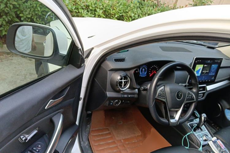 Used BYD Song New Energy 2019 Song DM 1.5TID Smart Connect Dynamic Model Driver Seat