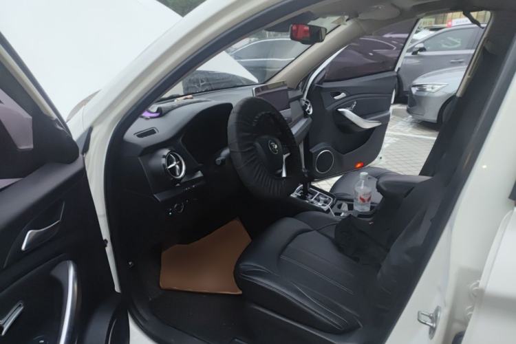 Used BYD Song New Energy 2019 Song DM 1.5TID Smart Connect Dynamic Model Driver Seat