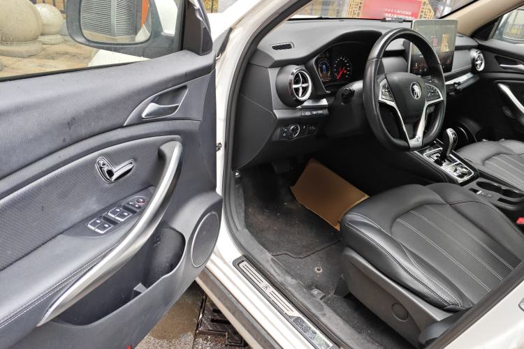 Used BYD Song New Energy 2019 Song DM 1.5TID Smart Connect Dynamic Model Driver Seat