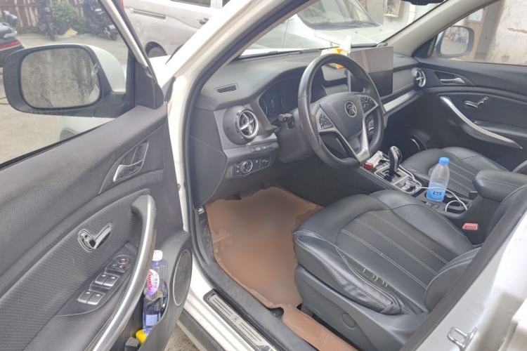 Used BYD Song New Energy 2019 Song DM 1.5TID Smart Connect Dynamic Model Driver Seat