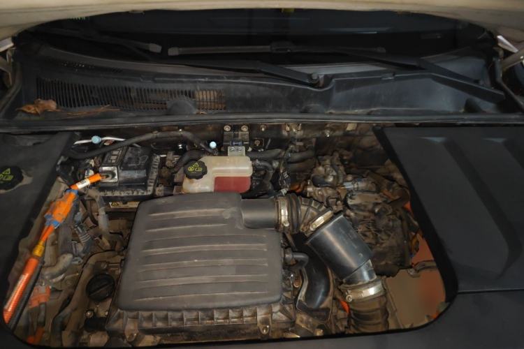 Used BYD Song New Energy 2019 Song DM 1.5TID Smart Connect Dynamic Model Engine Bay