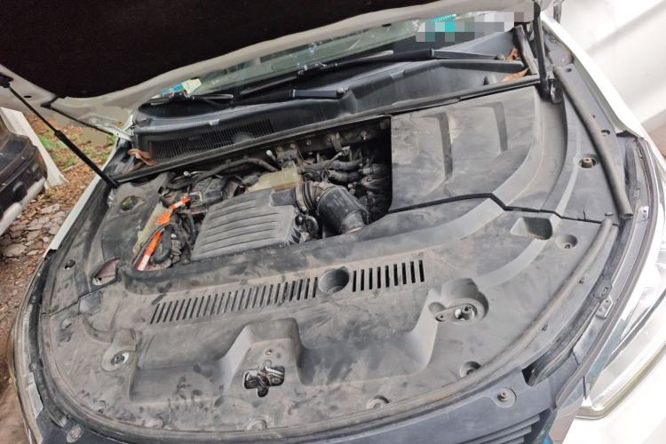 Used BYD Song New Energy 2019 Song DM 1.5TID Smart Connect Premium Model Engine Bay