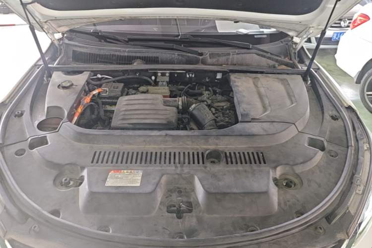 Used BYD Song New Energy 2019 Song DM 1.5TID Smart Connect Dynamic Model Engine Bay