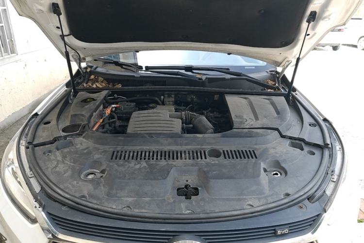 Used BYD Song New Energy 2019 Song DM 1.5TID Smart Connect Dynamic Model Engine Bay