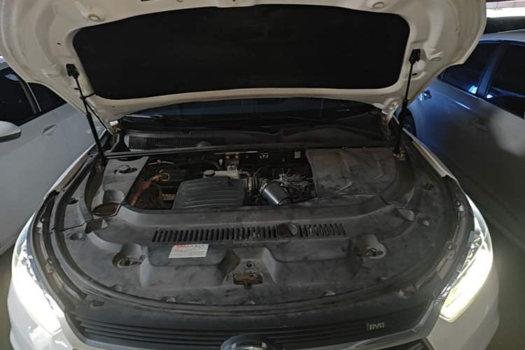 Used BYD Song New Energy 2019 Song DM 1.5TID Smart Connect Premium Model Engine Bay