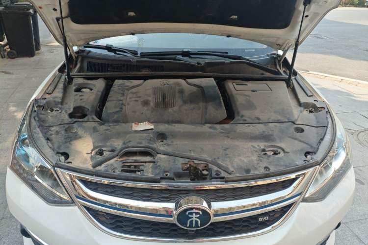 Used BYD Song New Energy 2019 Song DM 1.5TID Smart Connect Dynamic Model Engine Bay