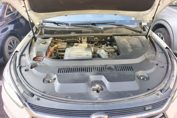 Used BYD Song New Energy 2019 Song DM 1.5TID Smart Connect Sharp Edition Engine Bay
