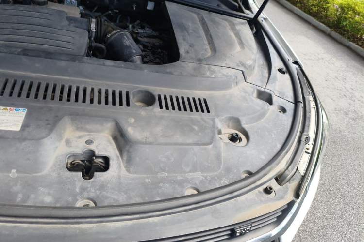 Used BYD Song New Energy 2019 Song DM 1.5TID Smart Connect Premium Model Engine Bay Left