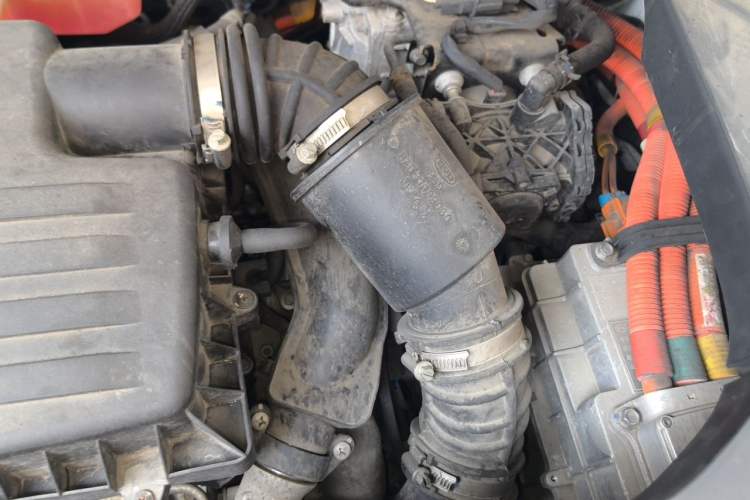 Used BYD Song New Energy 2019 Song DM 1.5TID Smart Connect Sharp Edition Engine Bay Left