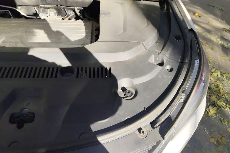 Used BYD Song New Energy 2019 Song EV500 Smart Connect Luxe Model Engine Bay Left