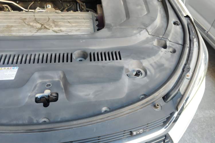 Used BYD Song New Energy 2019 Song EV500 Smart Connect Luxe Model Engine Bay Left