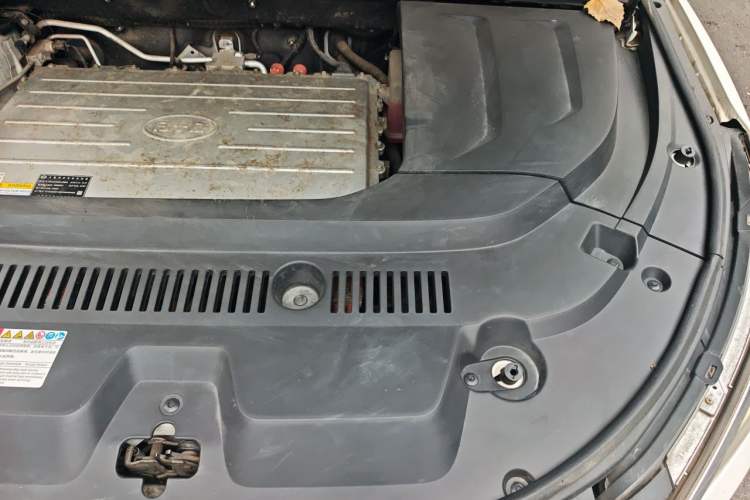 Used BYD Song New Energy 2019 Song EV500 Smart Connect Elite Model Engine Bay Left