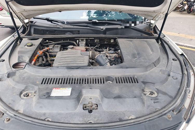 Used BYD Song New Energy 2019 Song DM 1.5TID Smart Connect Dynamic Model Engine Bay