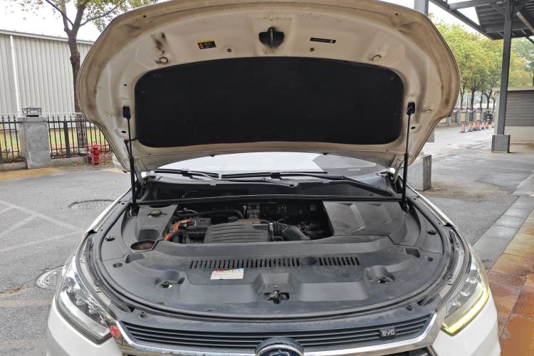Used BYD Song New Energy 2019 Song DM 1.5TID Smart Connect Dynamic Model Engine Bay