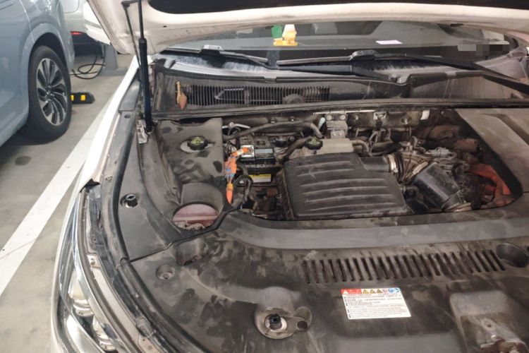 Used BYD Song New Energy 2019 Song DM 1.5TID Smart Connect Dynamic Model Engine Bay Right