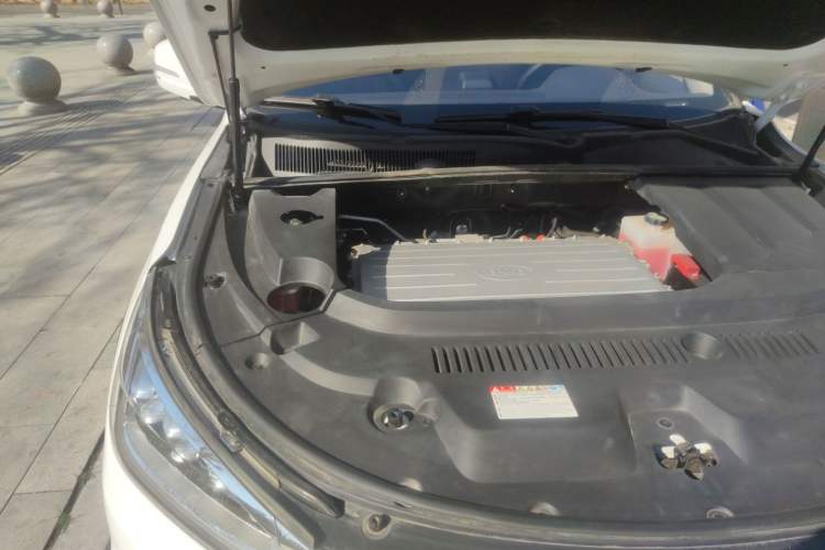Used BYD Song New Energy 2019 Song EV500 Smart Connect Elite Model Engine Bay Right