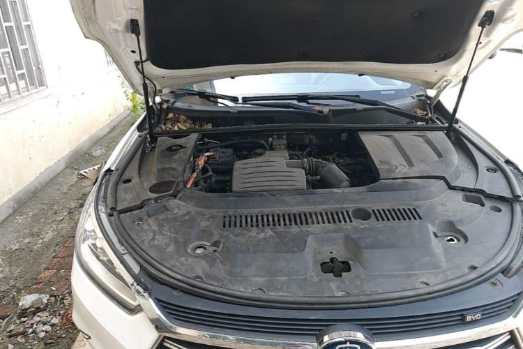 Used BYD Song New Energy 2019 Song DM 1.5TID Smart Connect Dynamic Model Engine Bay Right