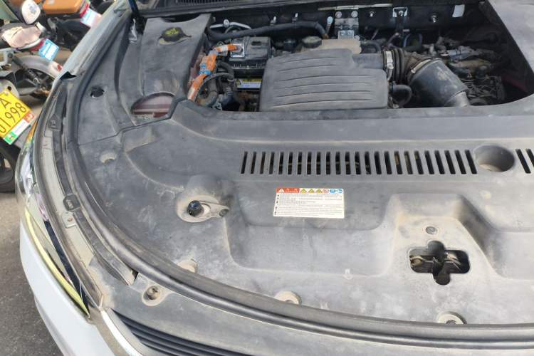 Used BYD Song New Energy 2019 Song DM 1.5TID Smart Connect Premium Model Engine Bay Right