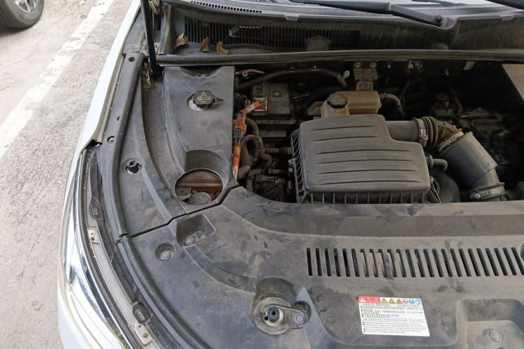 Used BYD Song New Energy 2019 Song DM 1.5TID Smart Connect Dynamic Model Engine Bay Right
