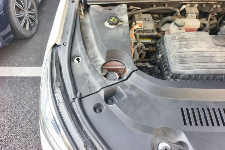 Used BYD Song New Energy 2019 Song DM 1.5TID Smart Connect Sharp Edition Engine Bay Right