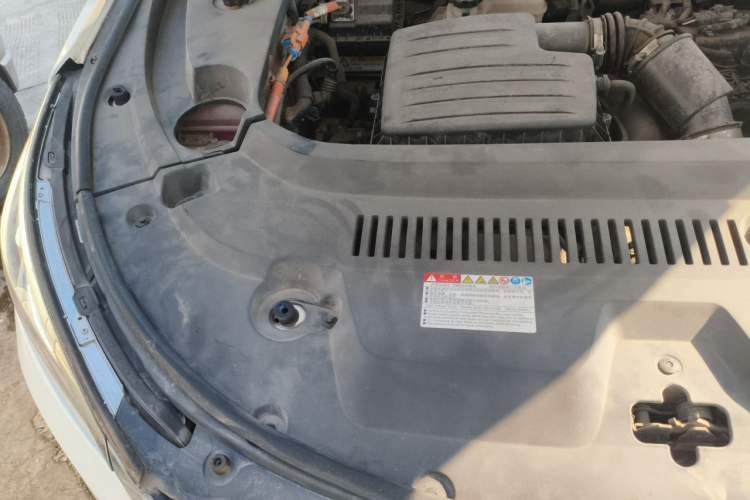 Used BYD Song New Energy 2019 Song DM 1.5TID Smart Connect Premium Model Engine Bay Right