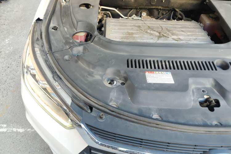 Used BYD Song New Energy 2019 Song EV500 Smart Connect Luxe Model Engine Bay Right
