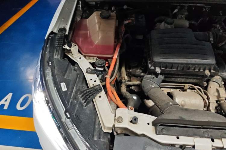 Used BYD Song New Energy 2019 Song DM 1.5TID Smart Connect Premium Model Engine Bay Right