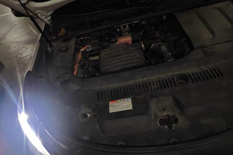 Used BYD Song New Energy 2019 Song DM 1.5TID Smart Connect Sharp Edition Engine Bay Right
