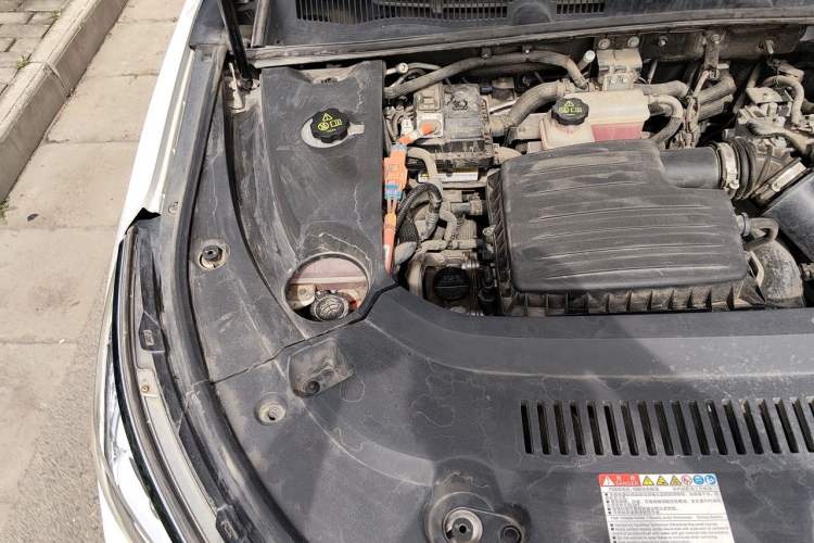Used BYD Song New Energy 2019 Song DM 1.5TID Smart Connect Premium Model Engine Bay Right