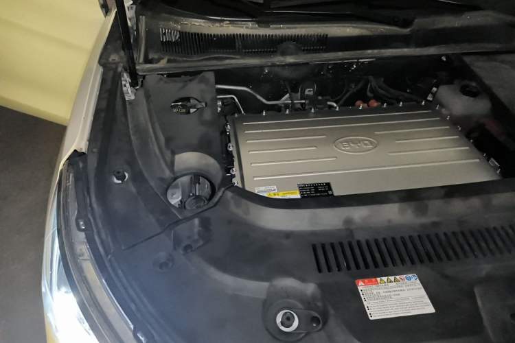 Used BYD Song New Energy 2019 Song EV500 Smart Connect Luxe Model Engine Bay Right