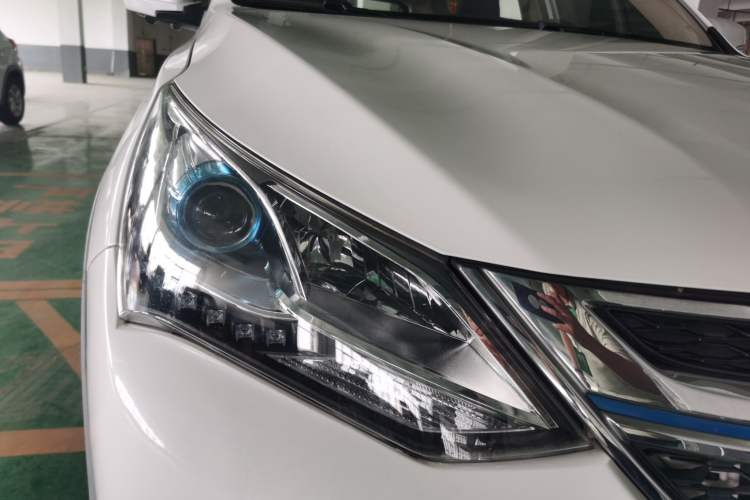 Used BYD Song New Energy 2019 Song DM 1.5TID Smart Connect Dynamic Model Exterior 2