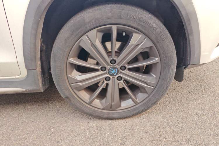 Used BYD Song New Energy 2019 Song DM 1.5TID Smart Connect Premium Model Exterior 4