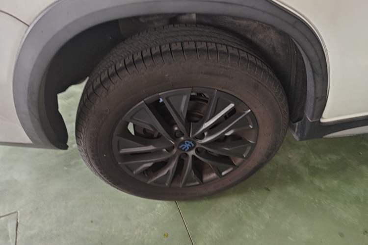 Used BYD Song New Energy 2019 Song DM 1.5TID Smart Connect Dynamic Model Exterior 5