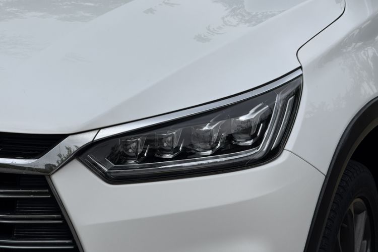 Used BYD Song New Energy 2019 Song DM 1.5TID Smart Connect Premium Model Exterior 8